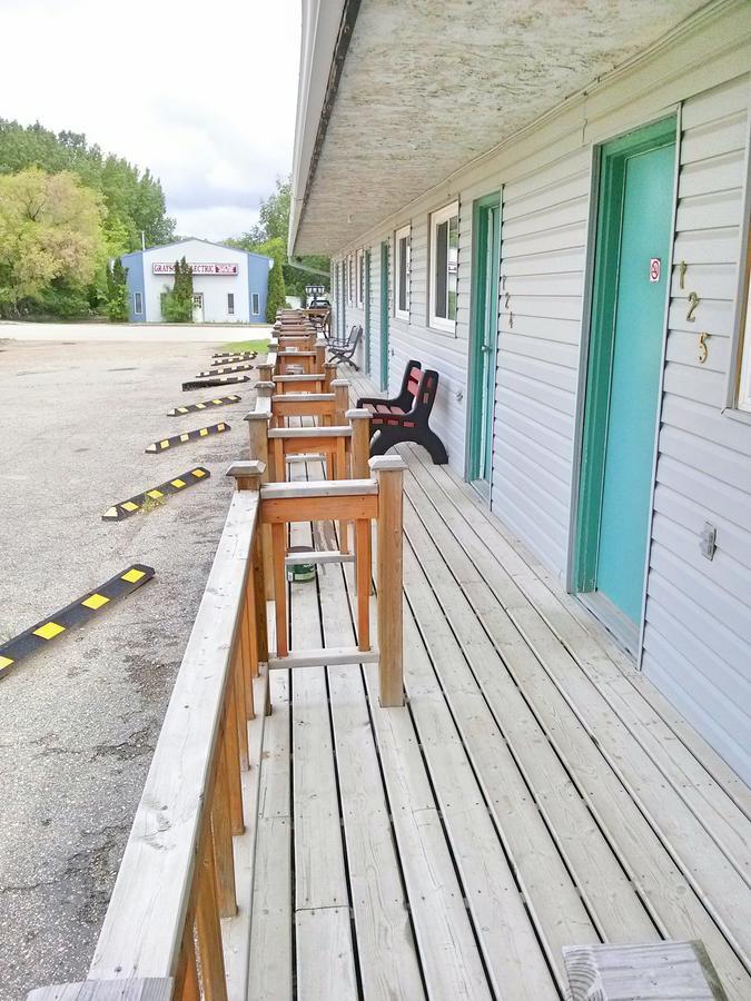 Moosomin Motel Екстер'єр фото