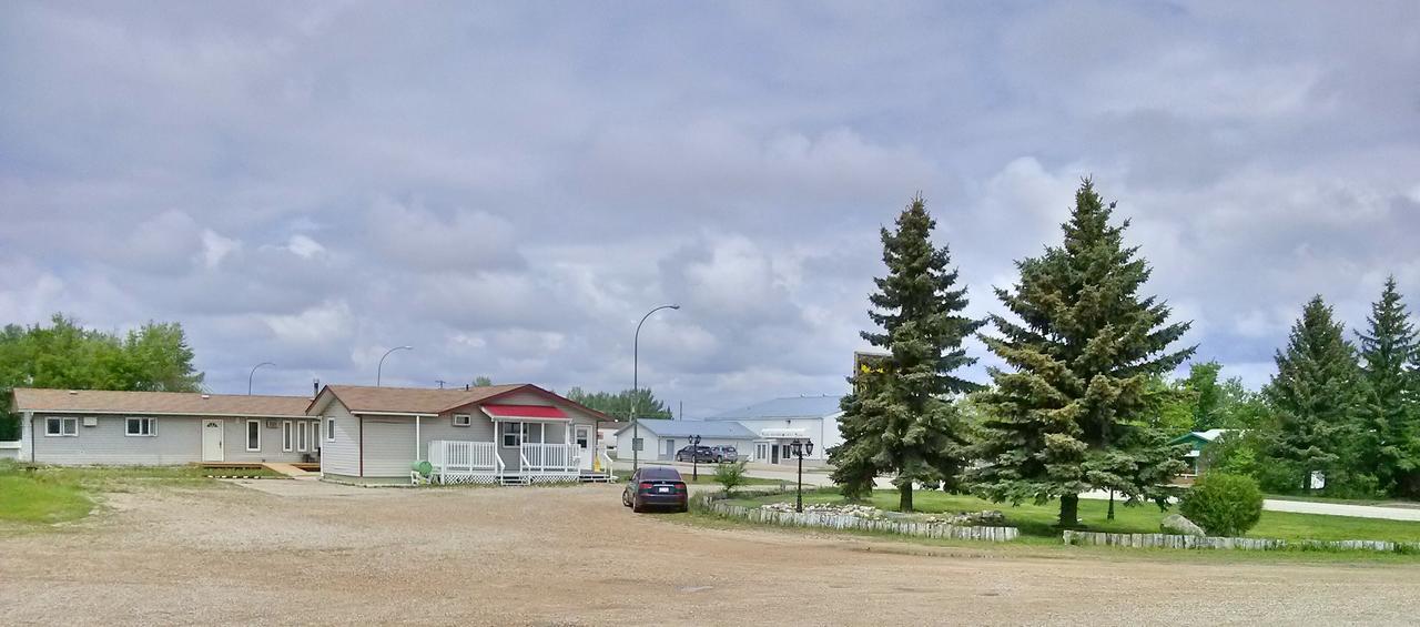 Moosomin Motel Екстер'єр фото